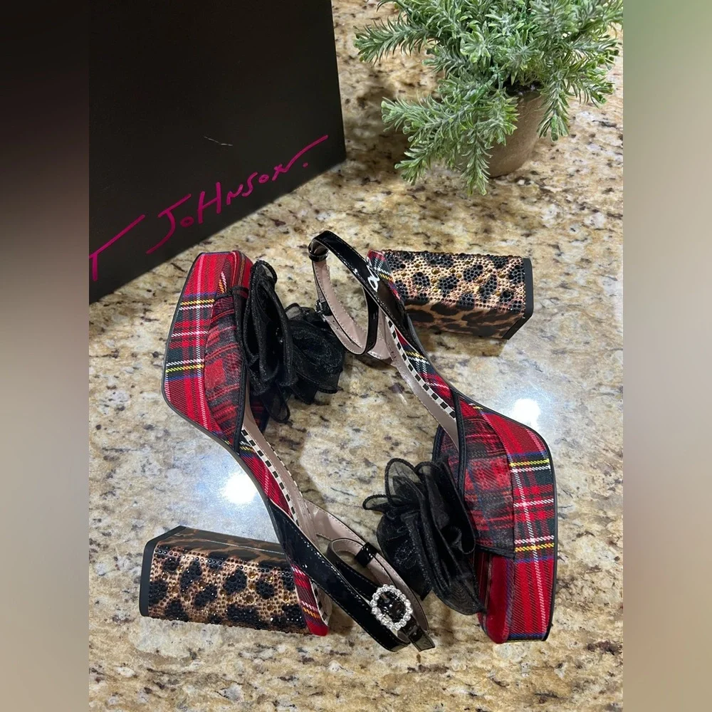 Betsey Johnson Palloma Red Plaid Platform Leopard Rhinestone Block Sandals 8.5